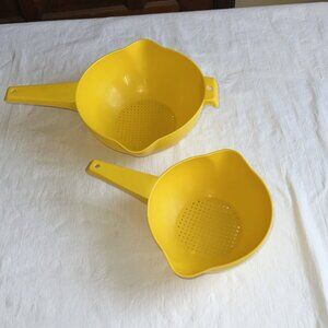 Vintage Yellow handled Tupperware Colanders/Strainers One Large, one Small
